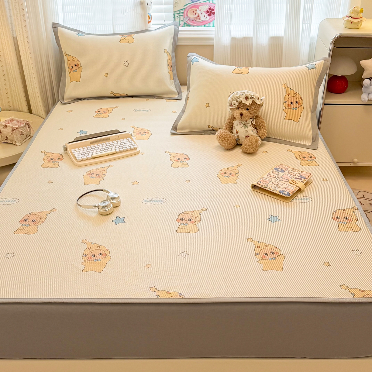 91家纺网 家纺一手货源 找家纺 慕尚家纺 2026新款清新凉感冰藤席床笠款 星星宝宝