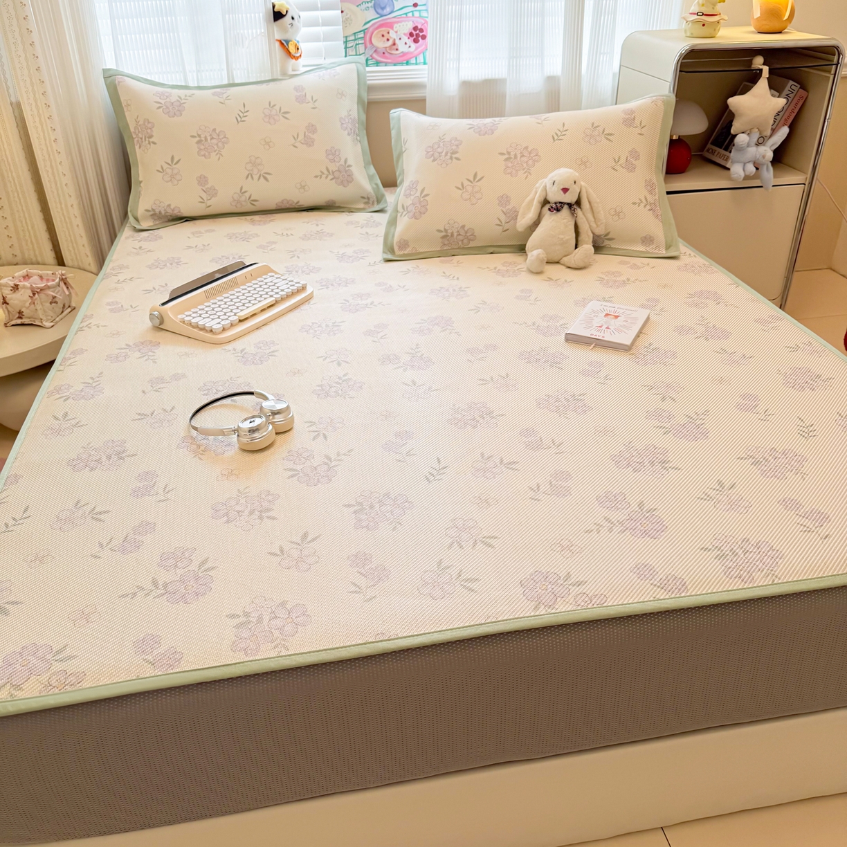 91家纺网 家纺一手货源 找家纺 慕尚家纺 2026新款清新凉感冰藤席床笠款 紫气东来