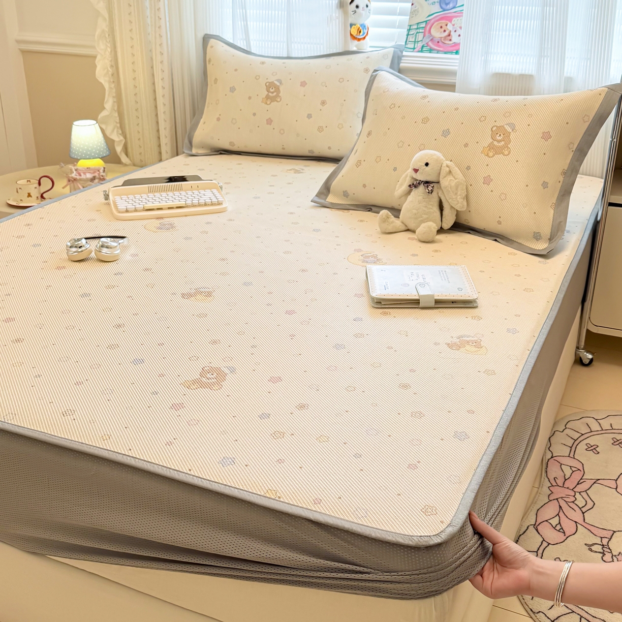 91家纺网 家纺一手货源 找家纺 慕尚家纺 2026新款清新凉感冰藤席床笠款 星星熊