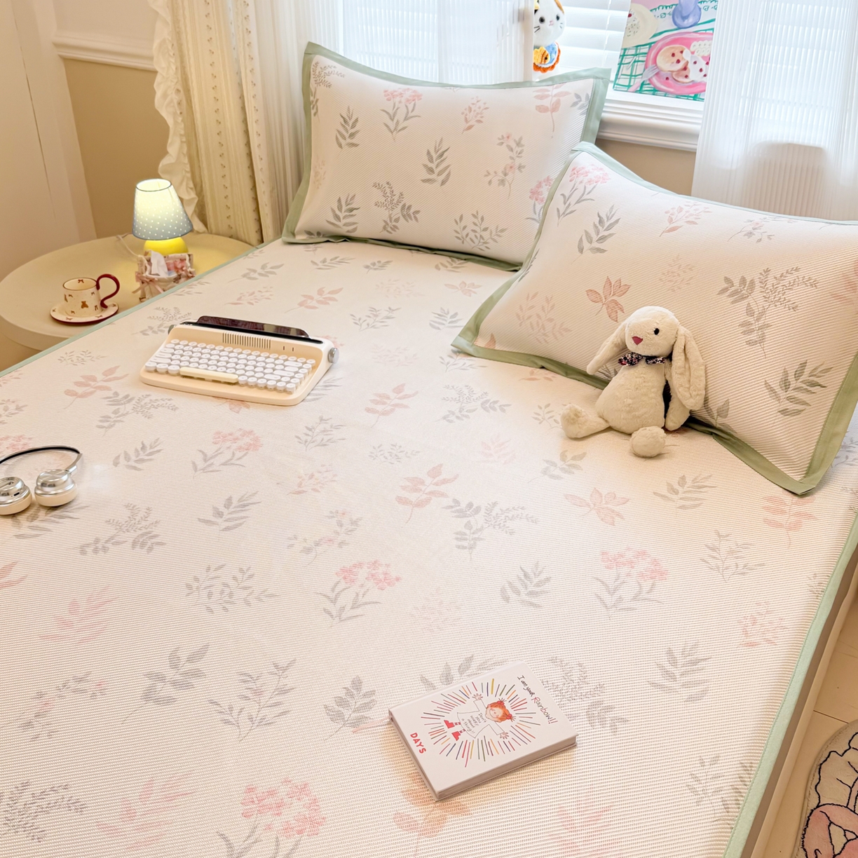 91家纺网 家纺一手货源 找家纺 慕尚家纺 2026新款清新凉感冰藤席床笠款 情人草