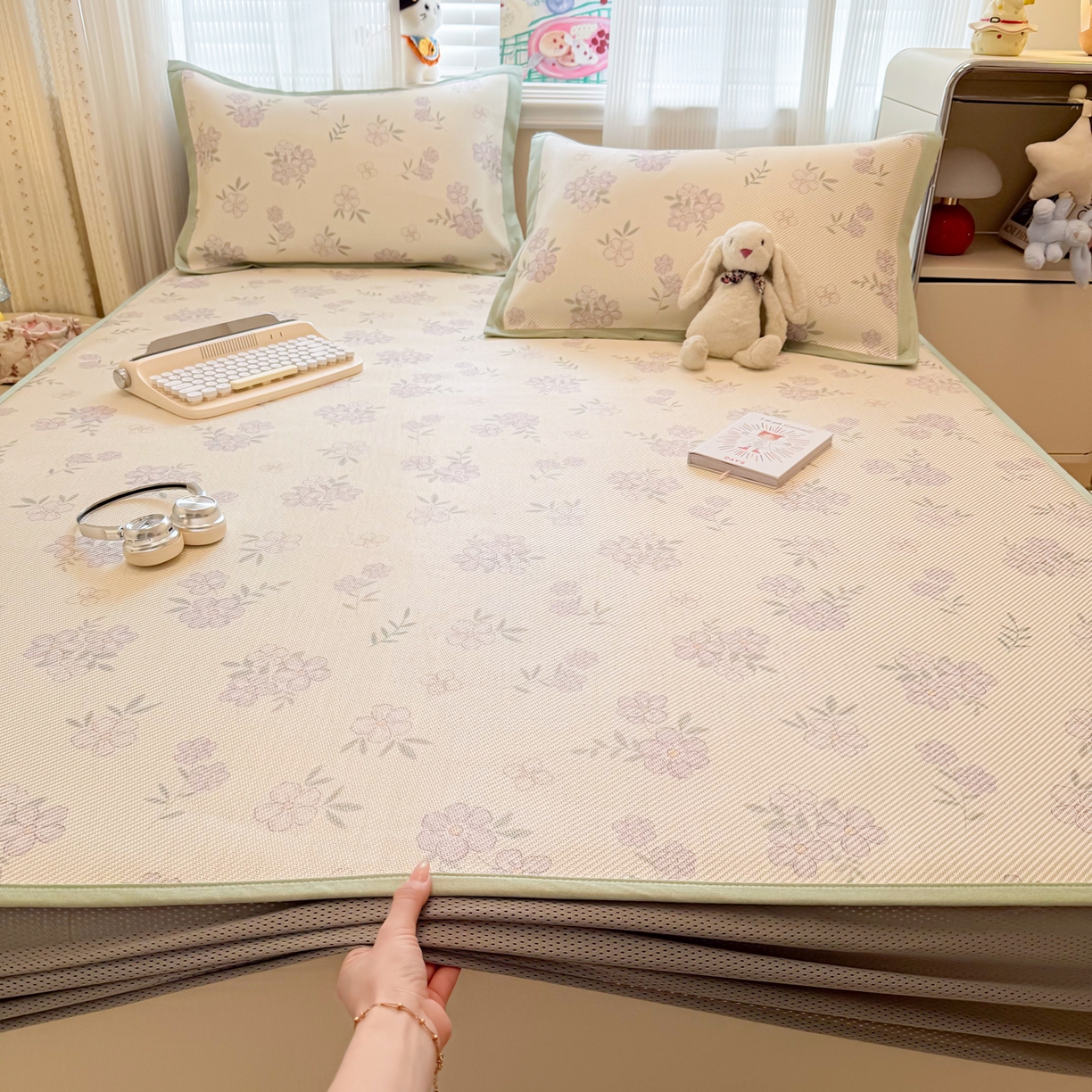 91家纺网 家纺一手货源 找家纺 慕尚家纺 2026新款清新凉感冰藤席床笠款 紫气东来