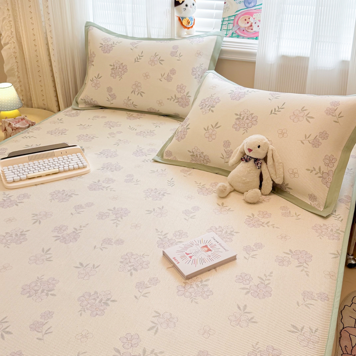 91家纺网 家纺一手货源 找家纺 慕尚家纺 2026新款清新凉感冰藤席床笠款 紫气东来