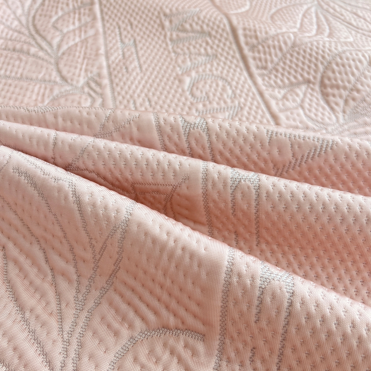 91家纺网 家纺一手货源 找家纺 能好家纺 2026新款高分子PE冰豆豆凉席床笠款 半夏粉