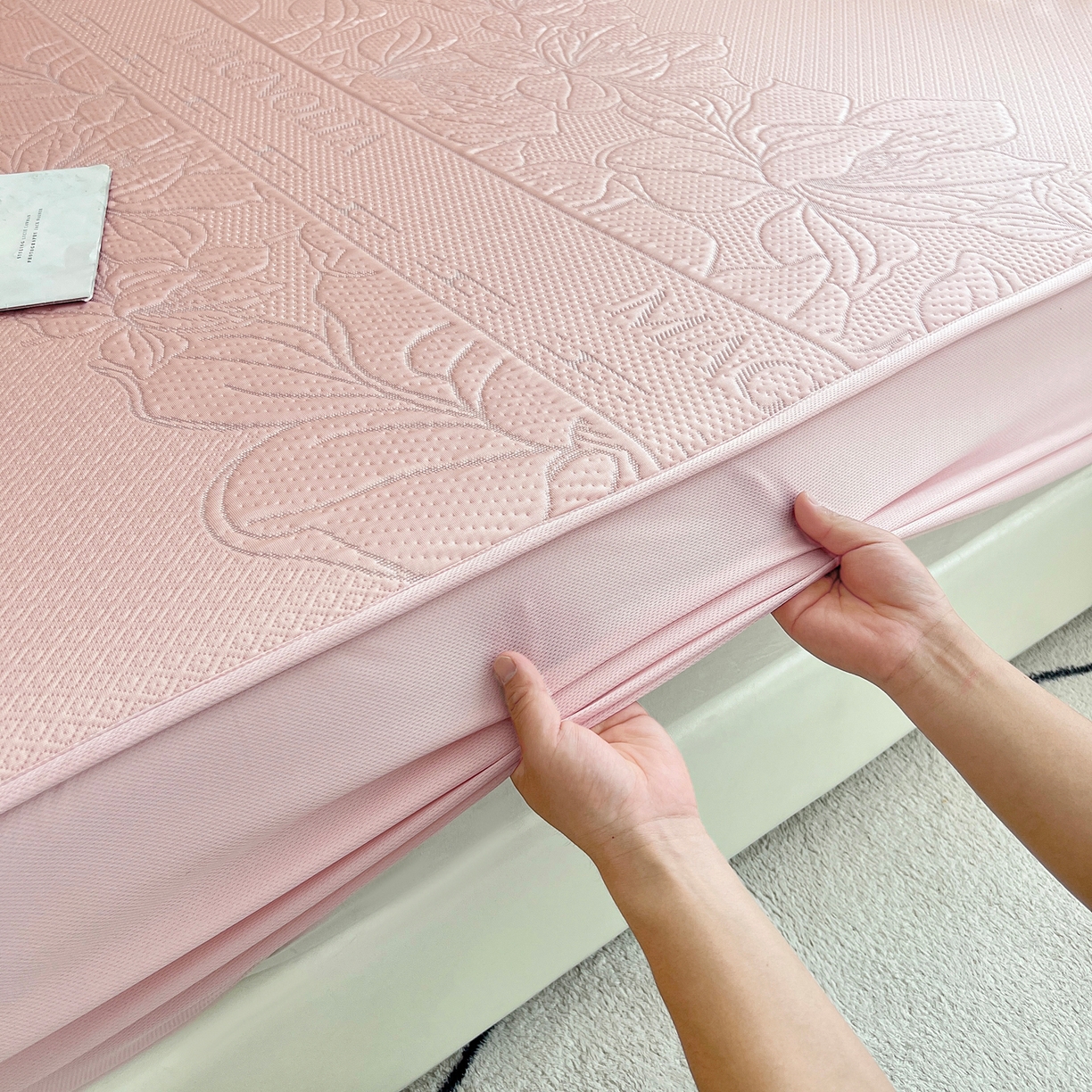 91家纺网 家纺一手货源 找家纺 能好家纺 2026新款高分子PE冰豆豆凉席床笠款 半夏粉