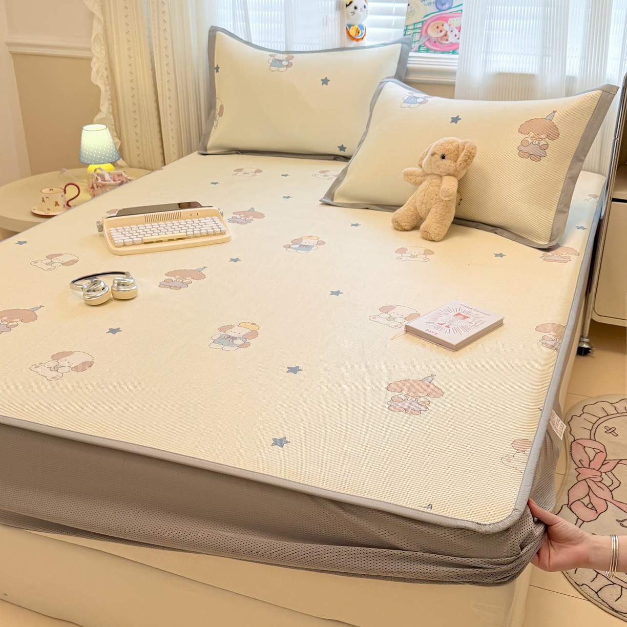 91家纺网 家纺一手货源 找家纺 慕尚家纺 2026新款清新凉感冰藤席床笠款 小毛球