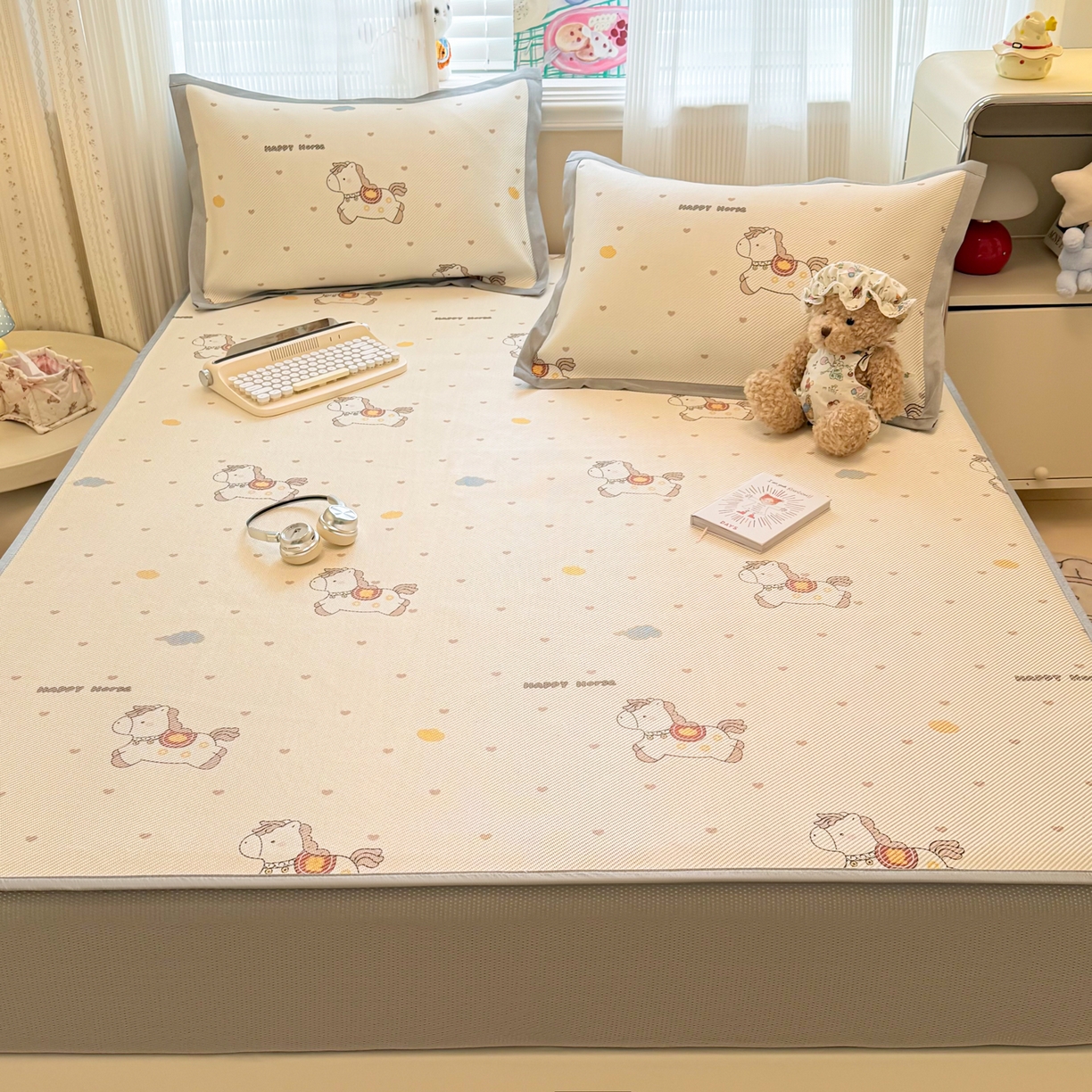 91家纺网 家纺一手货源 找家纺 慕尚家纺 2026新款清新凉感冰藤席床笠款 马踏祥光