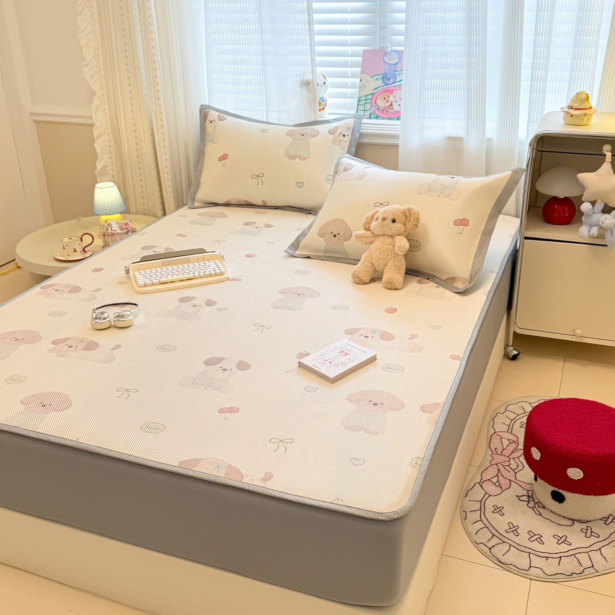 91家纺网 家纺一手货源 找家纺 慕尚家纺 2026新款清新凉感冰藤席床笠款 福禄小狗