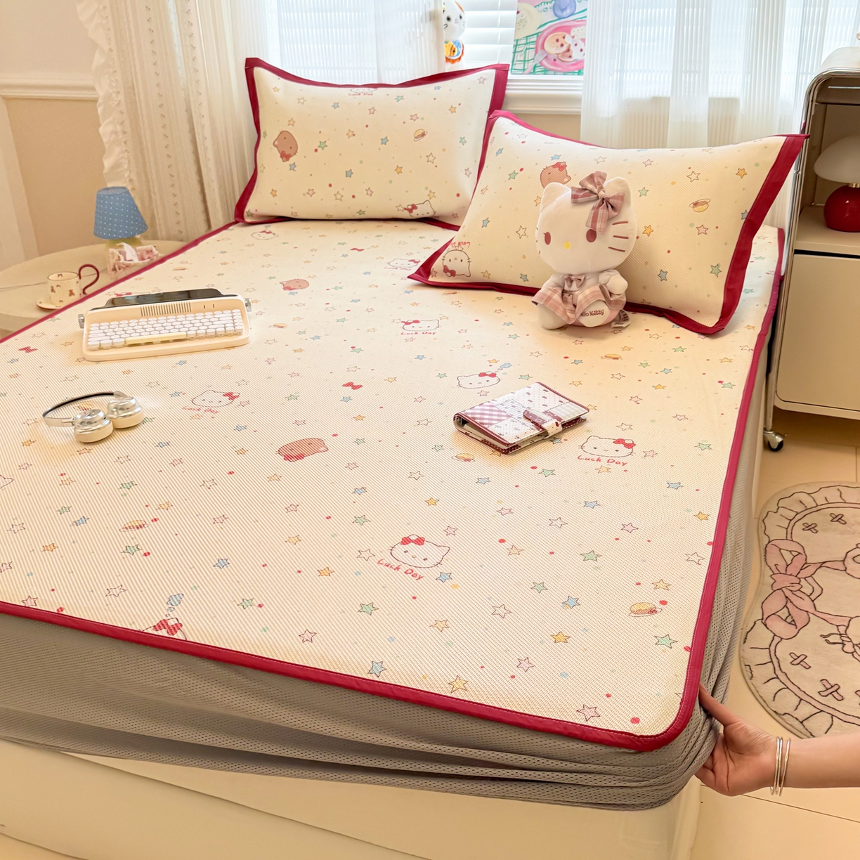 91家纺网 家纺一手货源 找家纺 慕尚家纺 2026新款清新凉感冰藤席床笠款 小猫耶