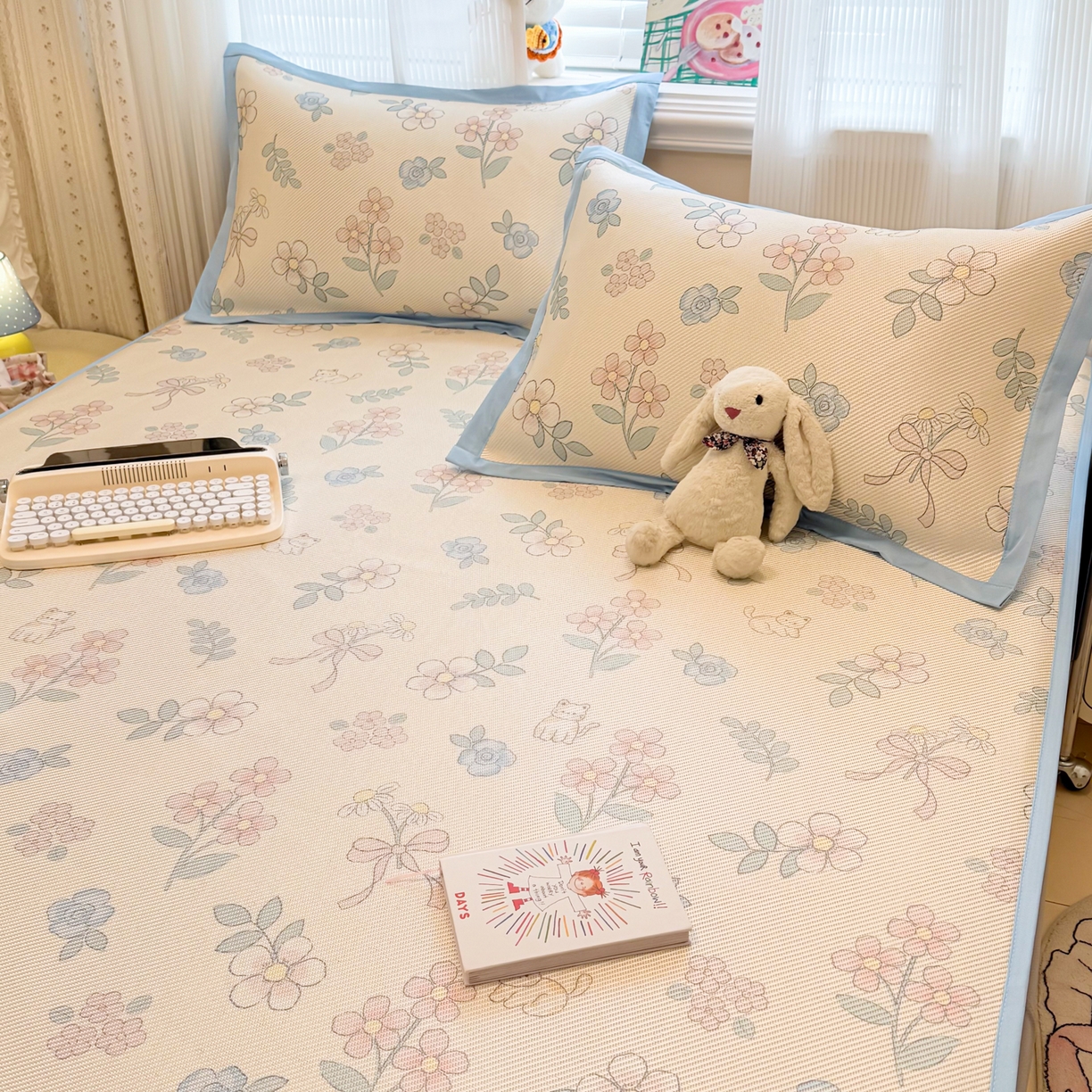 91家纺网 家纺一手货源 找家纺 慕尚家纺 2026新款清新凉感冰藤席床笠款 活力小猫