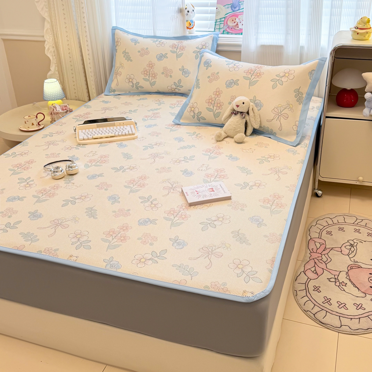 91家纺网 家纺一手货源 找家纺 慕尚家纺 2026新款清新凉感冰藤席床笠款 活力小猫