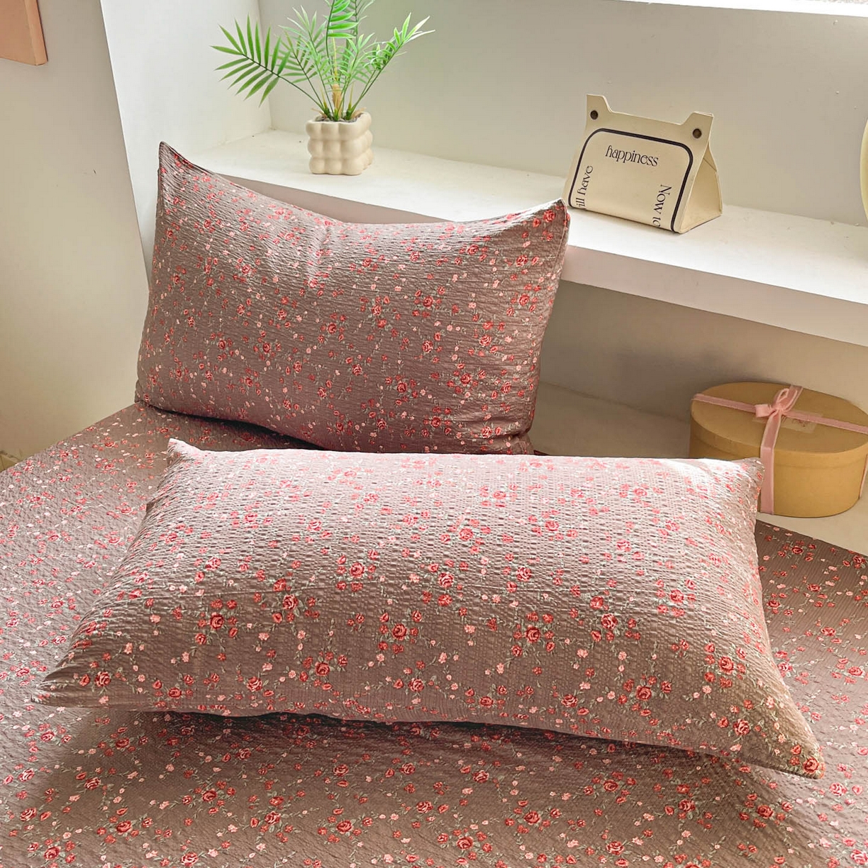 91家纺网 家纺一手货源 找家纺 蓝极人 2026新款泡泡纱印花床笠 CL胭脂