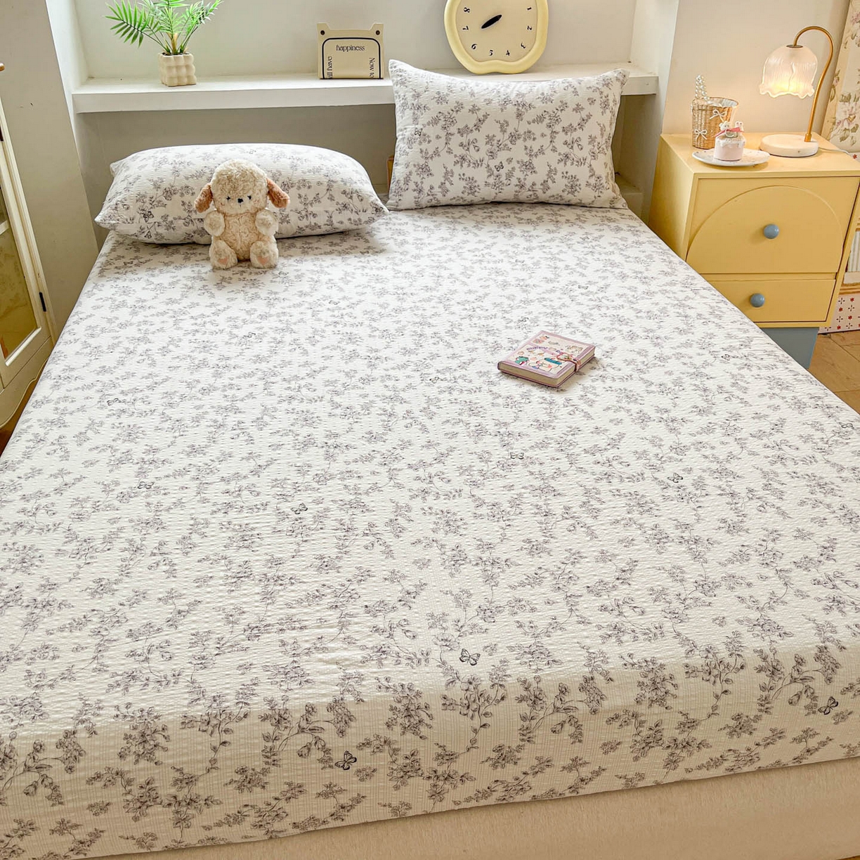 91家纺网 家纺一手货源 找家纺 蓝极人 2026新款泡泡纱印花床笠 CL蝶迹