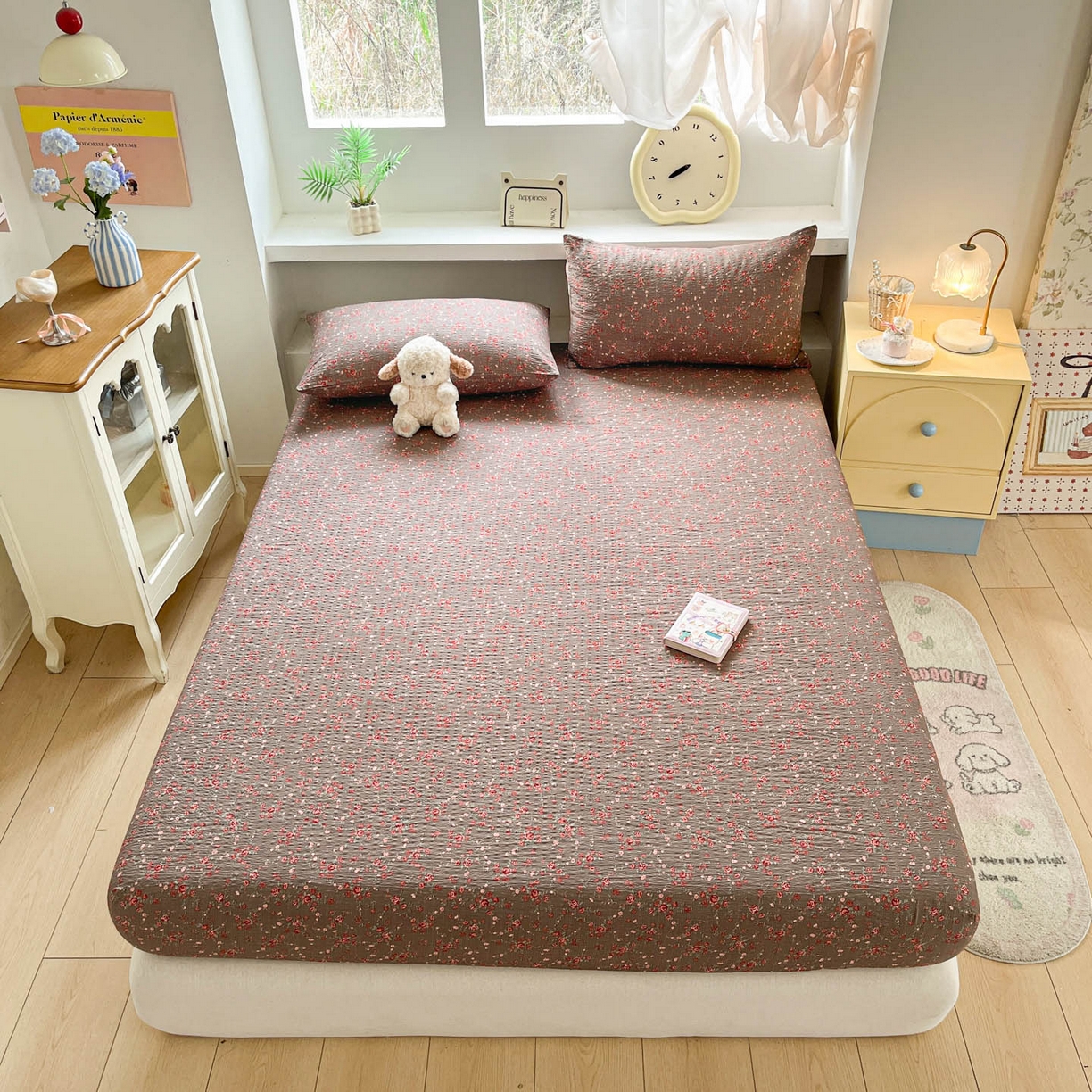 91家纺网 家纺一手货源 找家纺 蓝极人 2026新款泡泡纱印花床笠 CL胭脂