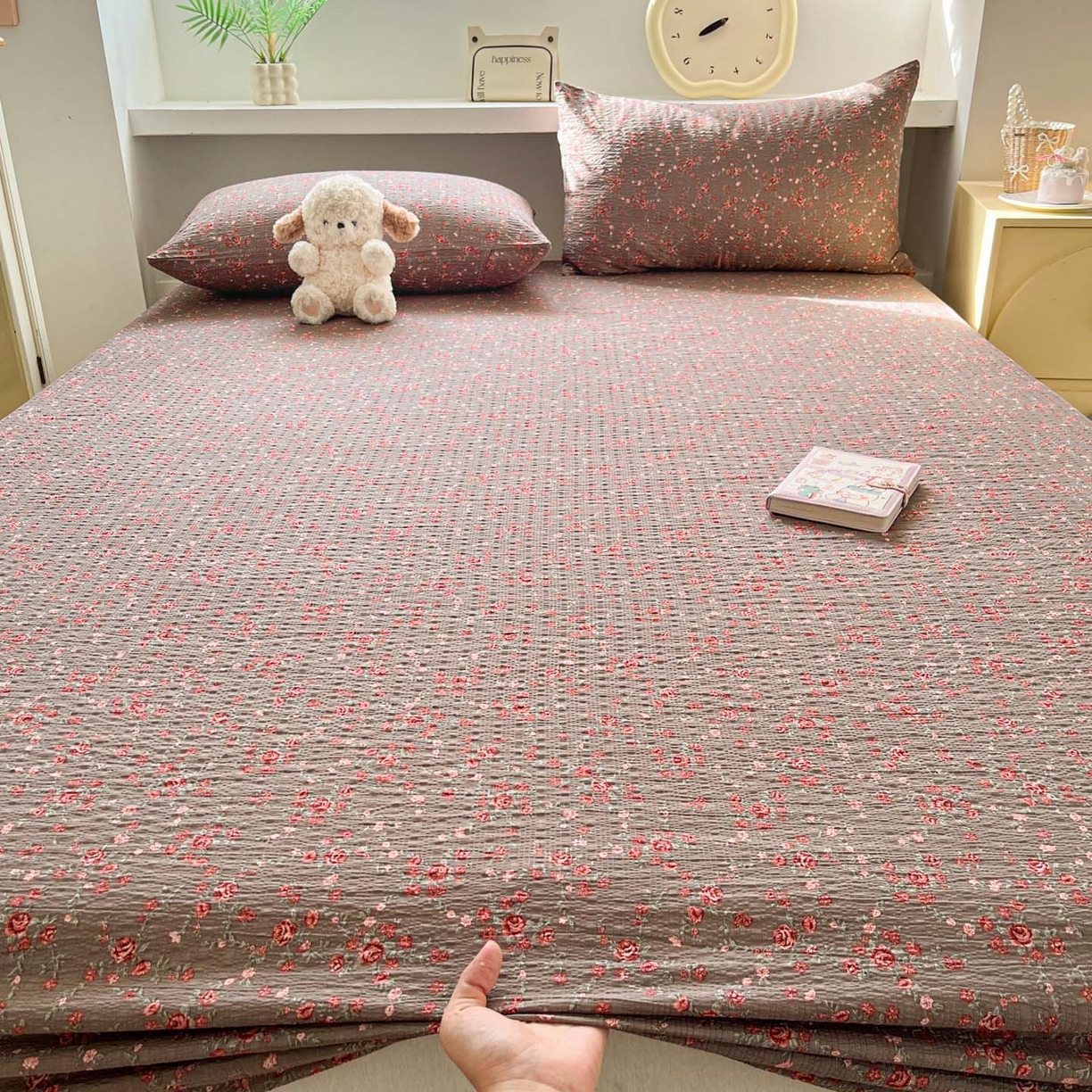 91家纺网 家纺一手货源 找家纺 蓝极人 2026新款泡泡纱印花床笠 CL胭脂