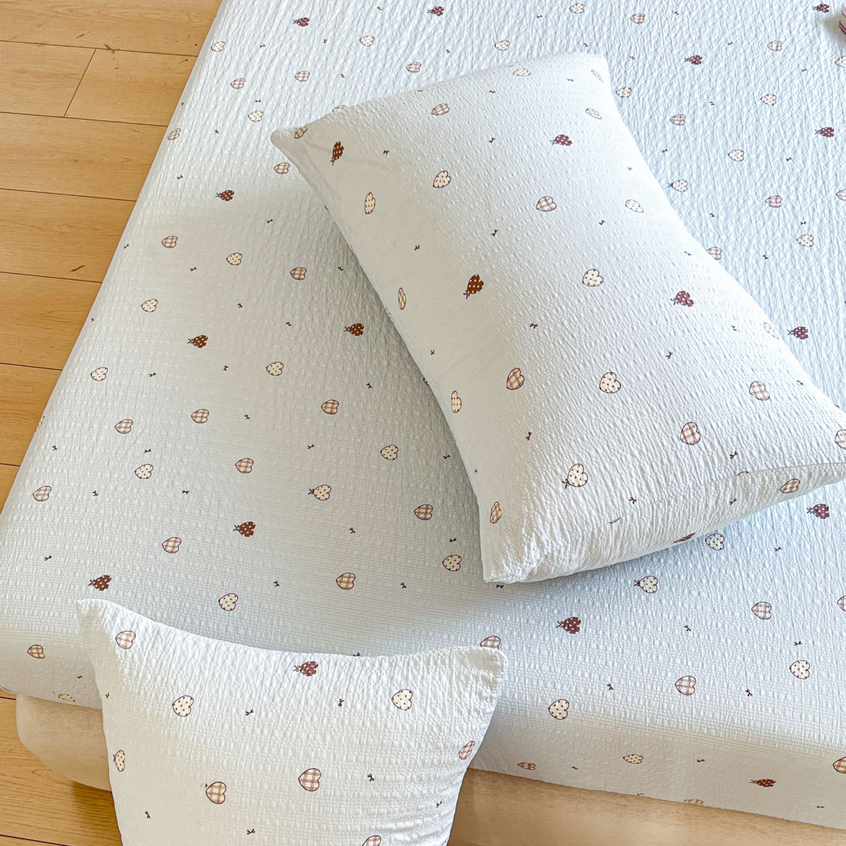 91家纺网 家纺一手货源 找家纺 蓝极人 2026新款泡泡纱印花床笠 CL好心情