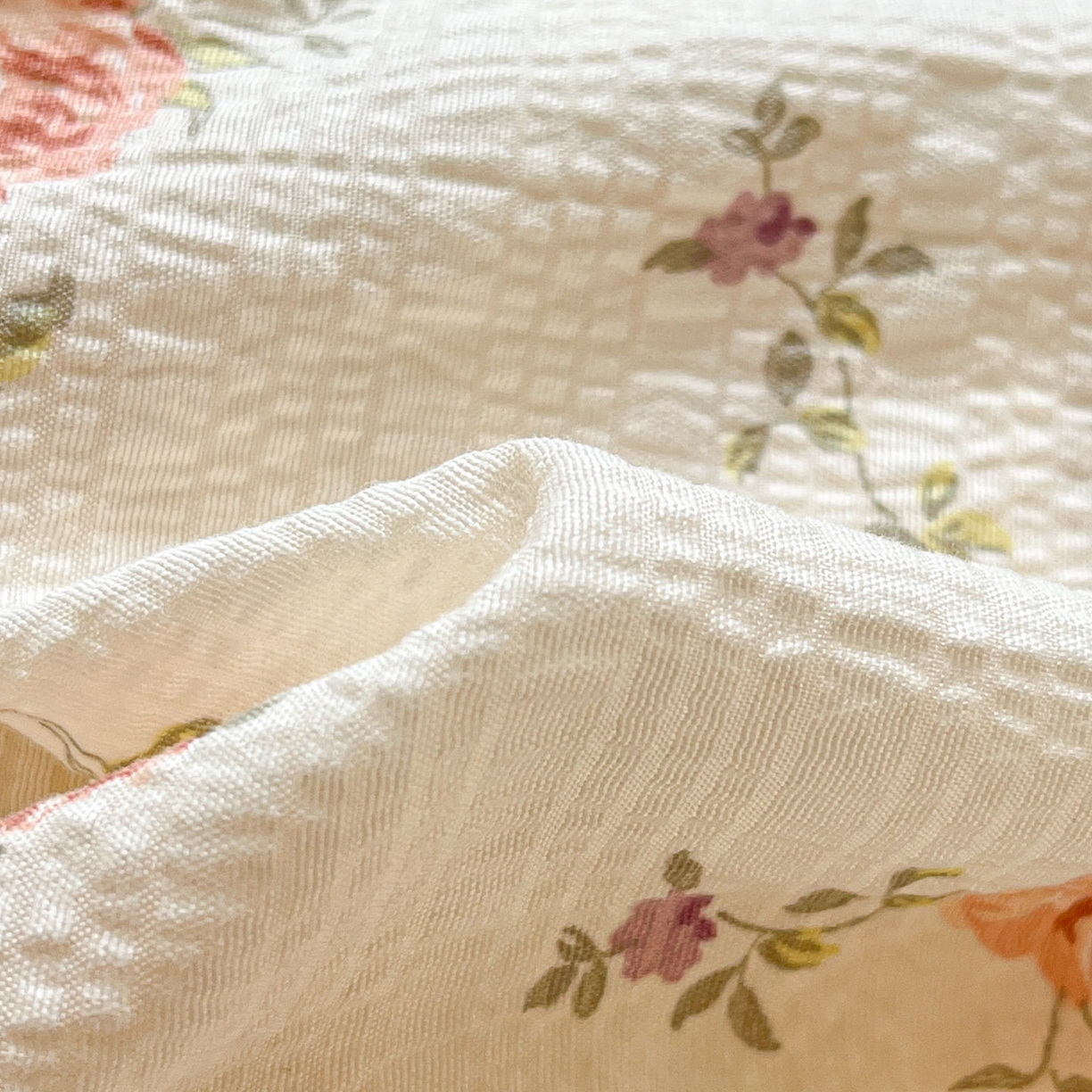 91家纺网 家纺一手货源 找家纺 蓝极人 2026新款泡泡纱印花床笠 CL春色