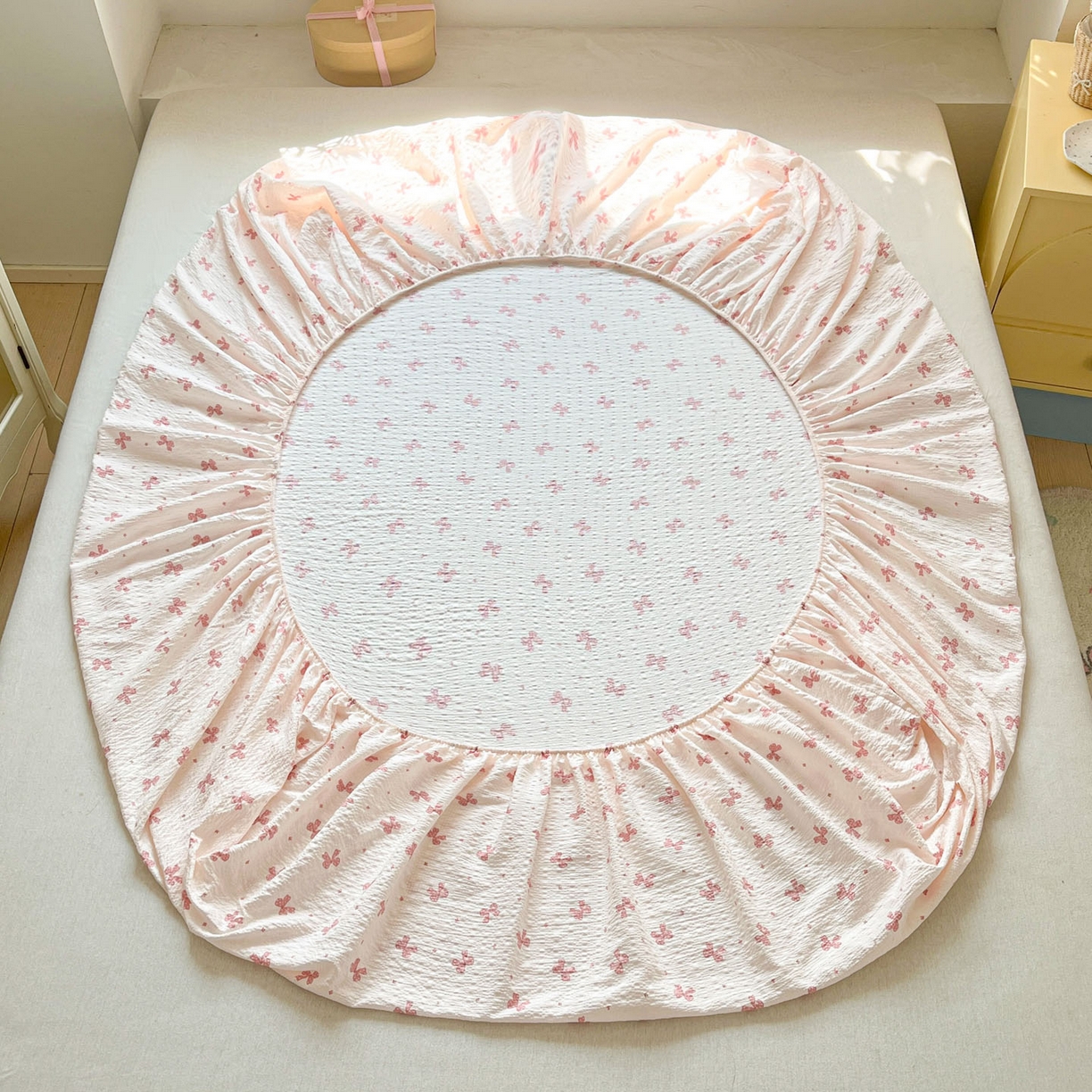 91家纺网 家纺一手货源 找家纺 蓝极人 2026新款泡泡纱印花床笠 CL若梦