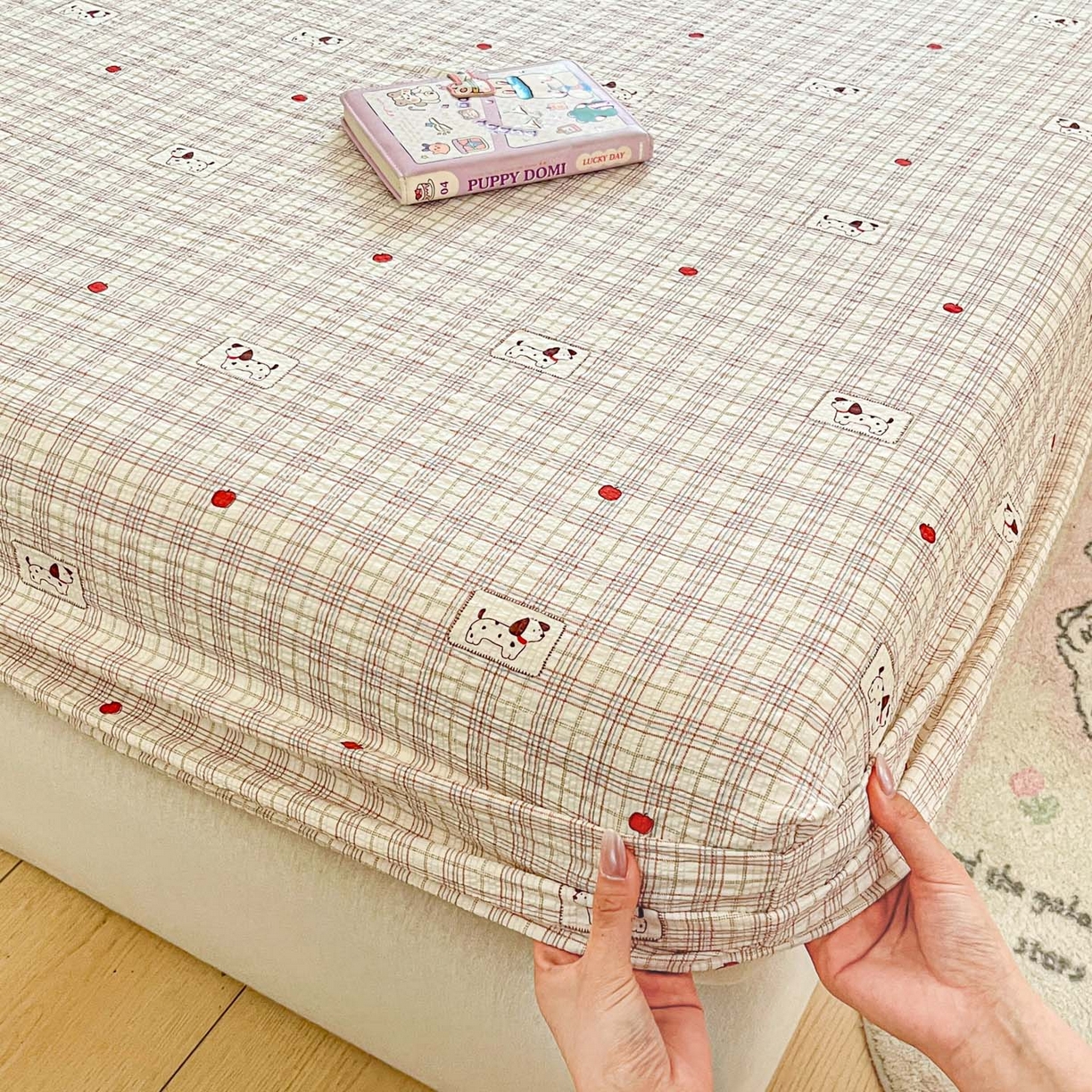 91家纺网 家纺一手货源 找家纺 蓝极人 2026新款泡泡纱印花床笠 CL苹果狗