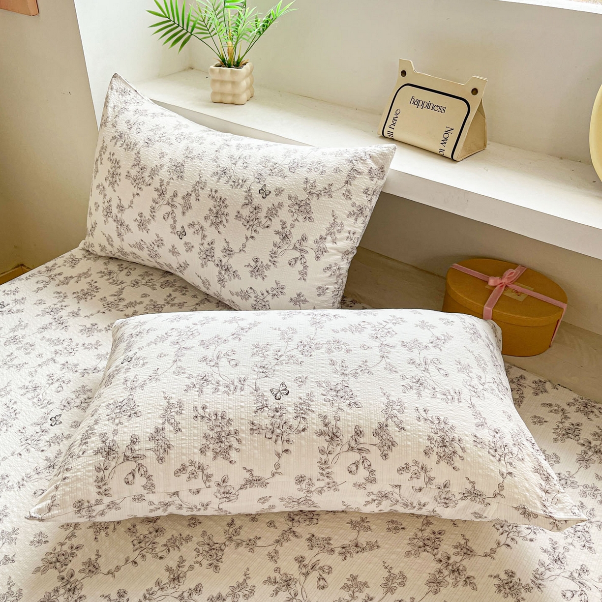 91家纺网 家纺一手货源 找家纺 蓝极人 2026新款泡泡纱印花床笠 CL蝶迹