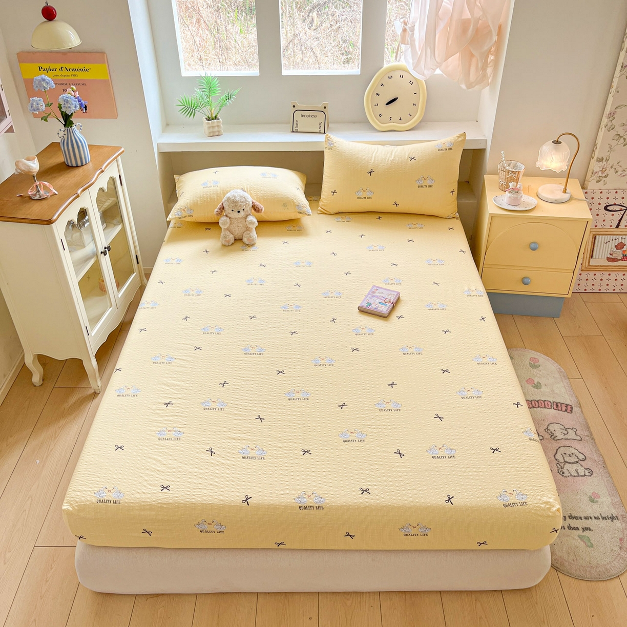 91家纺网 家纺一手货源 找家纺 蓝极人 2026新款泡泡纱印花床笠 CL施华洛黄