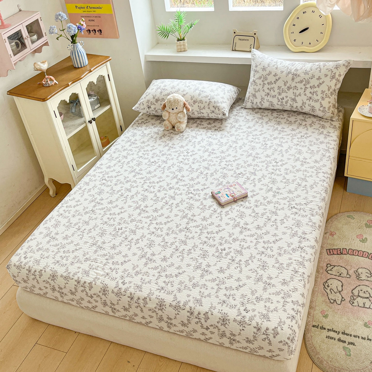 91家纺网 家纺一手货源 找家纺 蓝极人 2026新款泡泡纱印花床笠 CL蝶迹