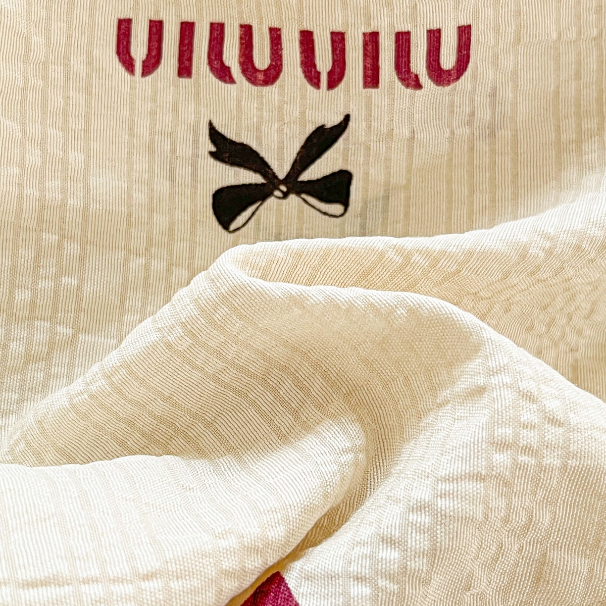 91家纺网 家纺一手货源 找家纺 蓝极人 2026新款泡泡纱印花床笠 CL草莓