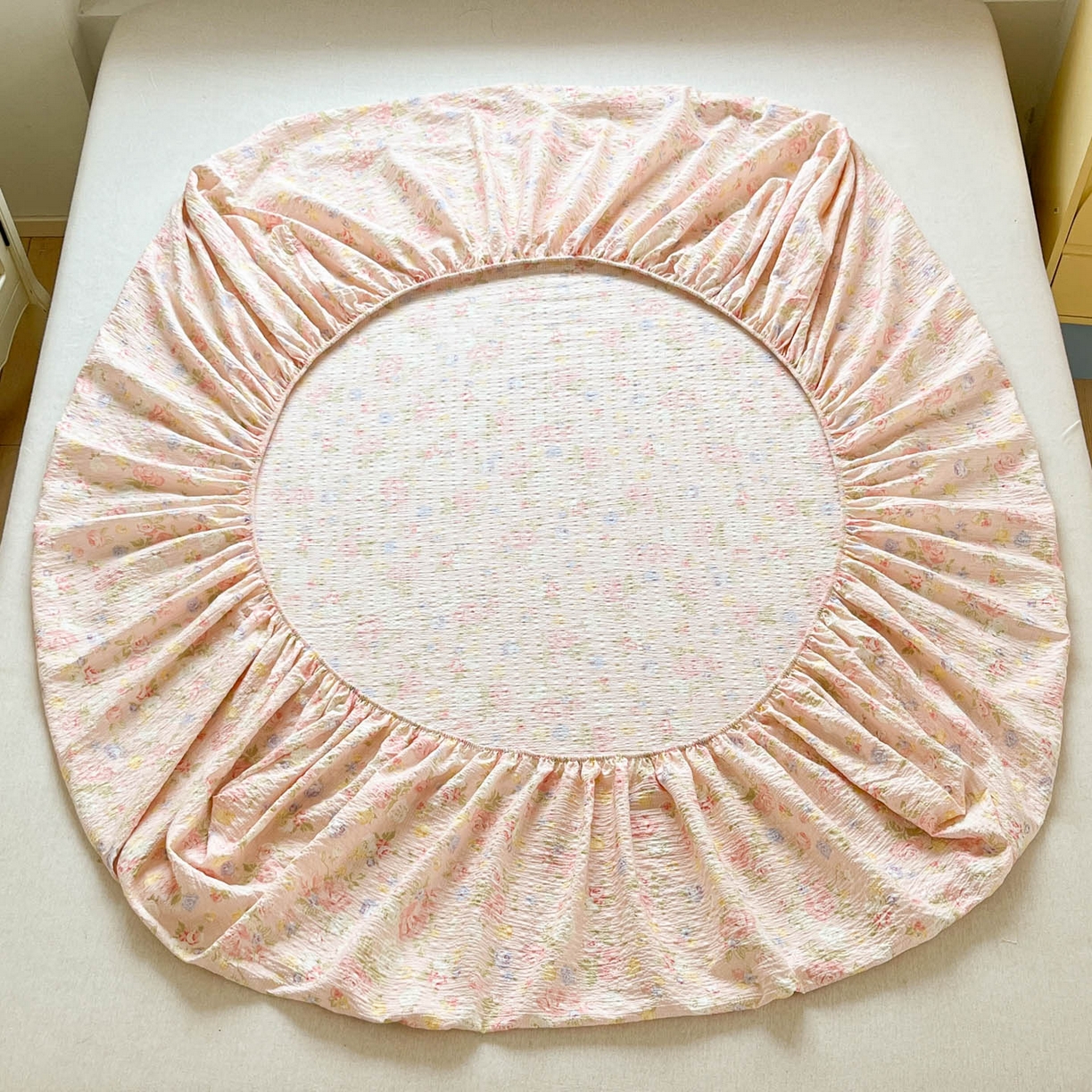 91家纺网 家纺一手货源 找家纺 蓝极人 2026新款泡泡纱印花床笠 CL浅夏