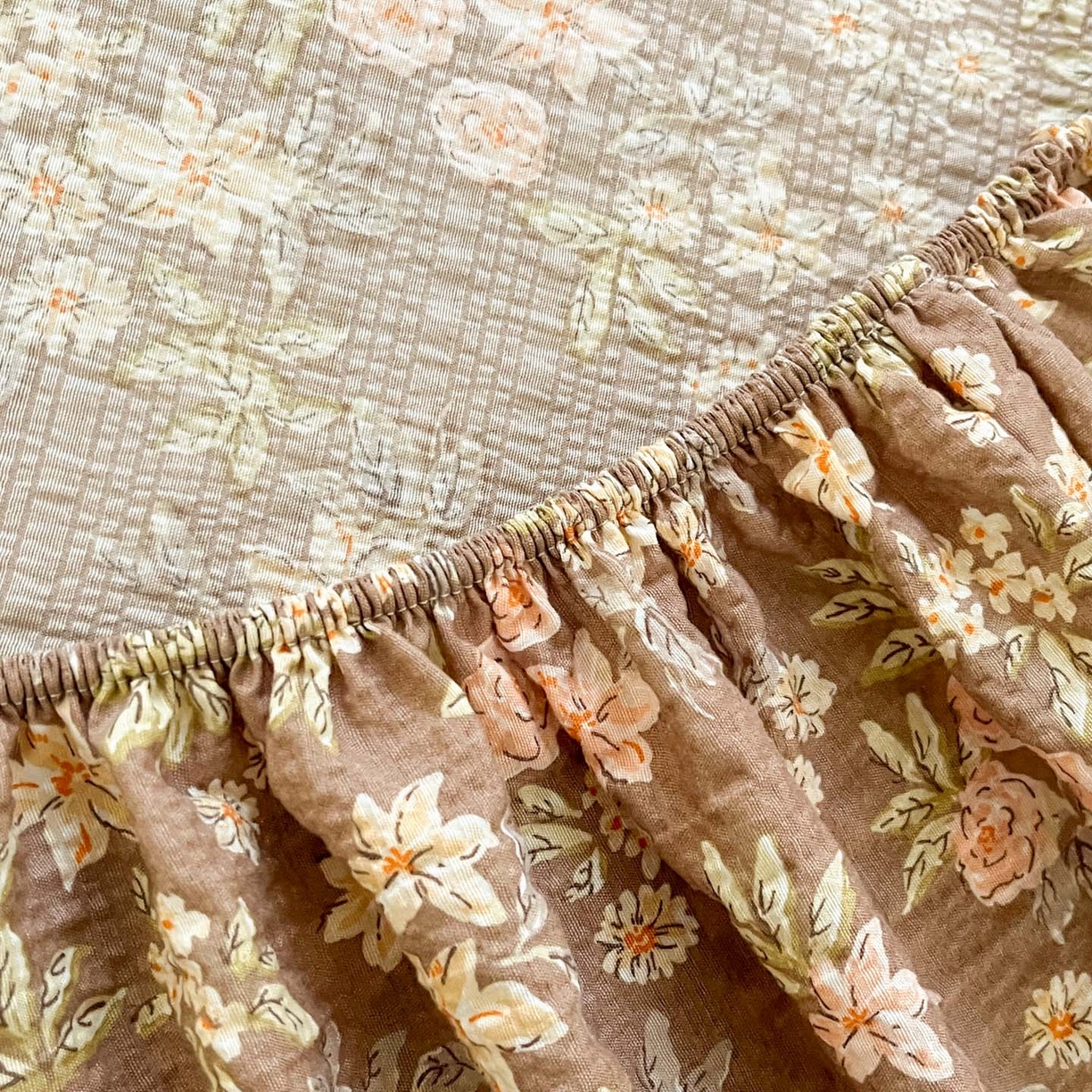 91家纺网 家纺一手货源 找家纺 蓝极人 2026新款泡泡纱印花床笠 CL桔园