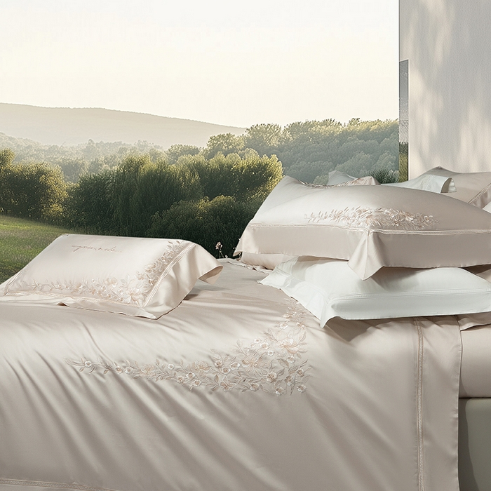 91家纺网 家纺一手货源 找家纺 诗黛尔 2026春夏新品天丝刺绣四件套若水伊人系列 若水伊人-香槟金