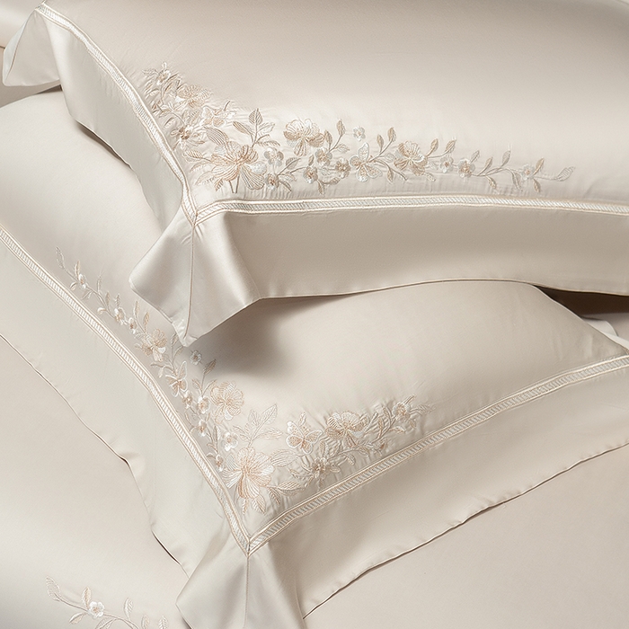 91家纺网 家纺一手货源 找家纺 诗黛尔 2026春夏新品天丝刺绣四件套若水伊人系列 若水伊人-香槟金