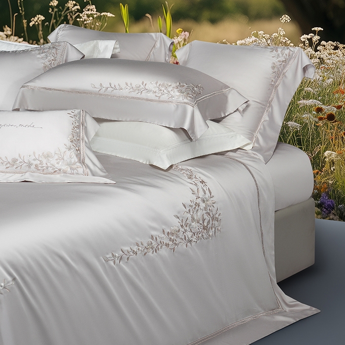 91家纺网 家纺一手货源 找家纺 诗黛尔 2026春夏新品天丝刺绣四件套若水伊人系列 若水伊人-绅士灰