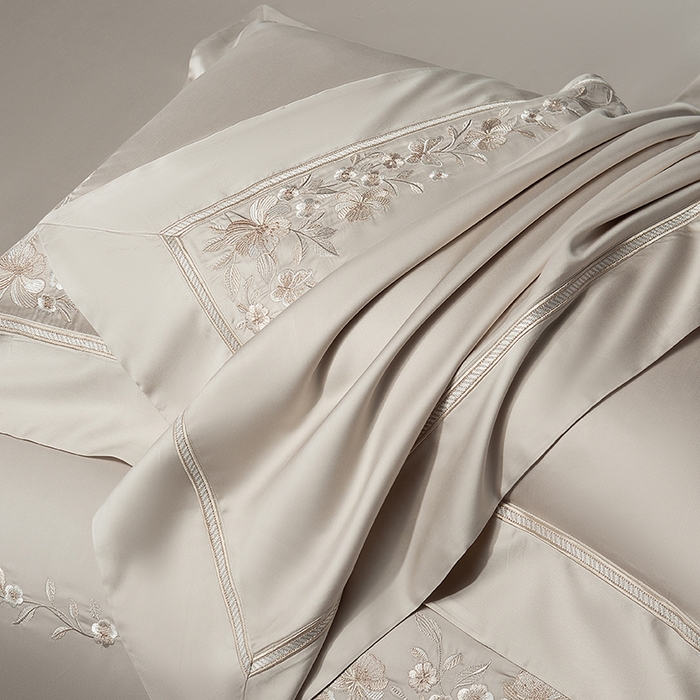 91家纺网 家纺一手货源 找家纺 诗黛尔 2026春夏新品天丝刺绣四件套若水伊人系列 若水伊人-香槟金