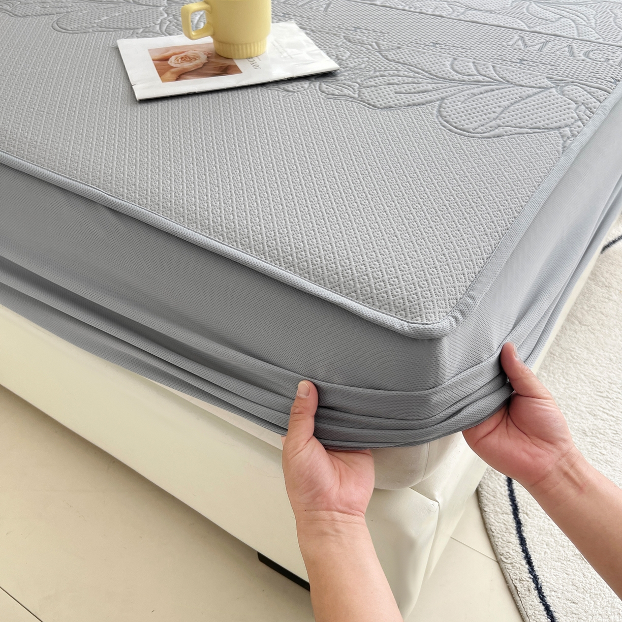 91家纺网 家纺一手货源 找家纺 能好家纺 2026新款高分子PE冰豆豆凉席床笠款 半夏灰