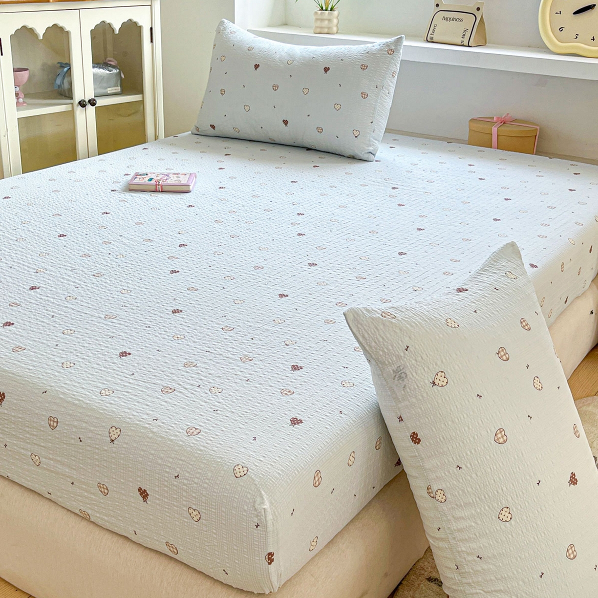 91家纺网 家纺一手货源 找家纺 蓝极人 2026新款泡泡纱印花床笠 CL好心情