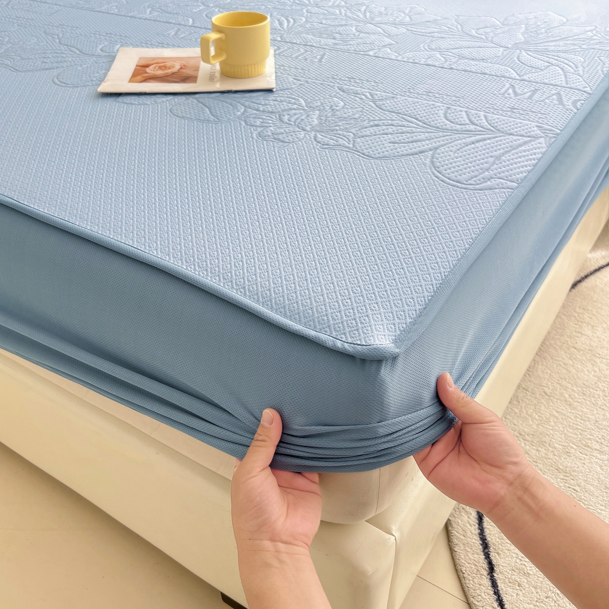 91家纺网 家纺一手货源 找家纺 能好家纺 2026新款高分子PE冰豆豆凉席床笠款 半夏蓝