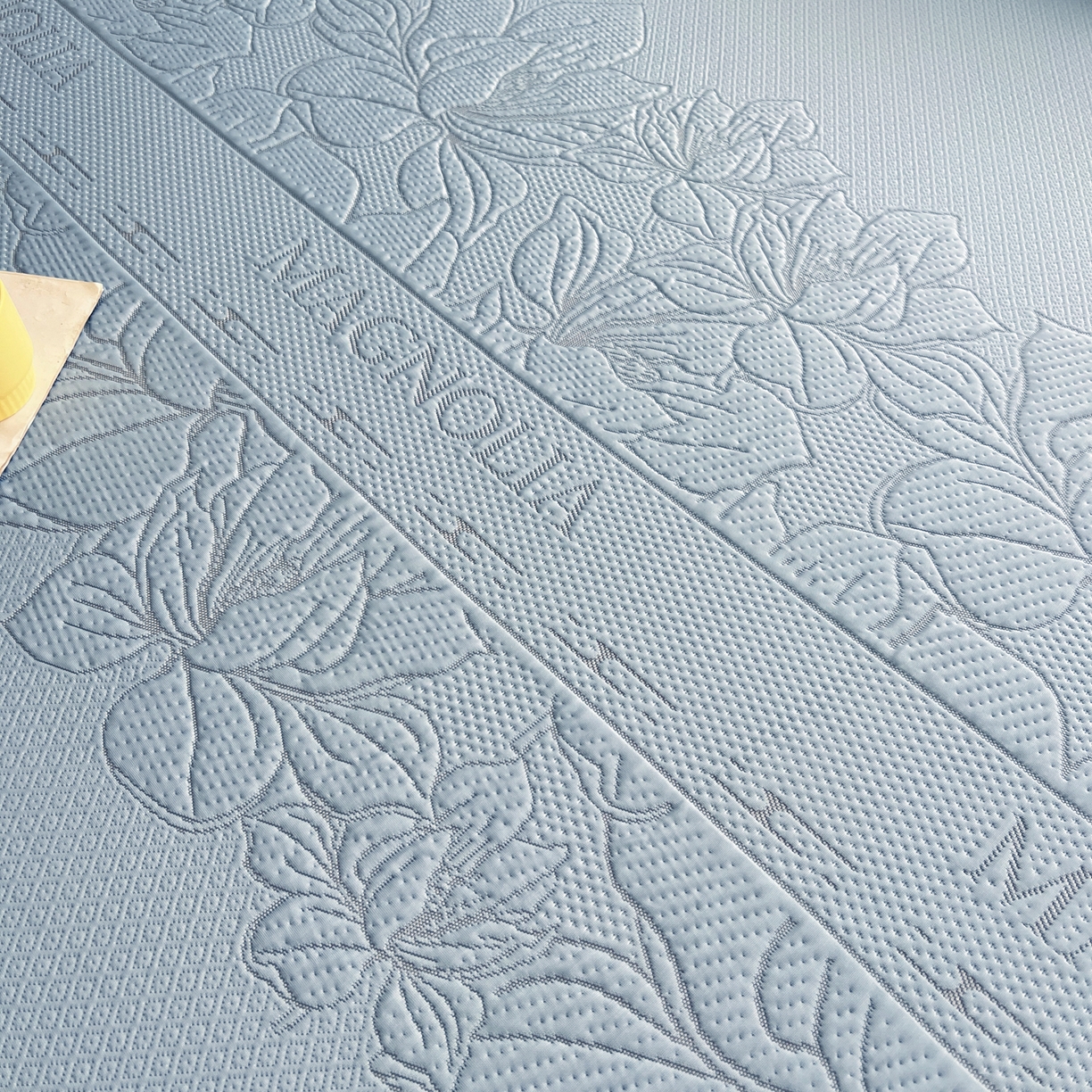 91家纺网 家纺一手货源 找家纺 能好家纺 2026新款高分子PE冰豆豆凉席床笠款 半夏蓝