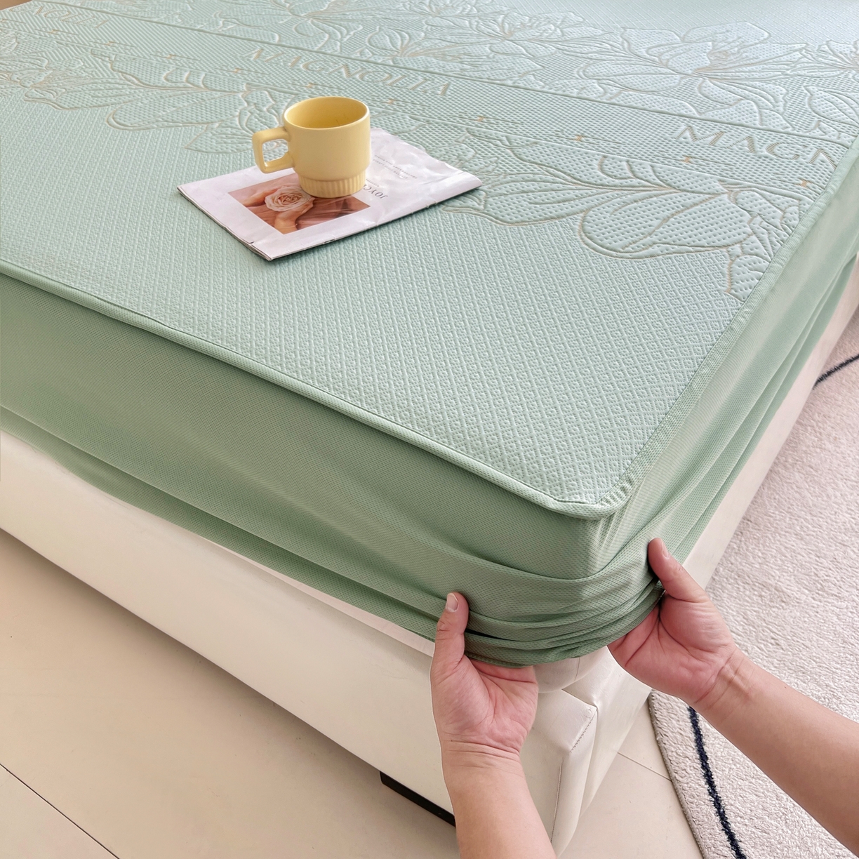 91家纺网 家纺一手货源 找家纺 能好家纺 2026新款高分子PE冰豆豆凉席床笠款 半夏绿