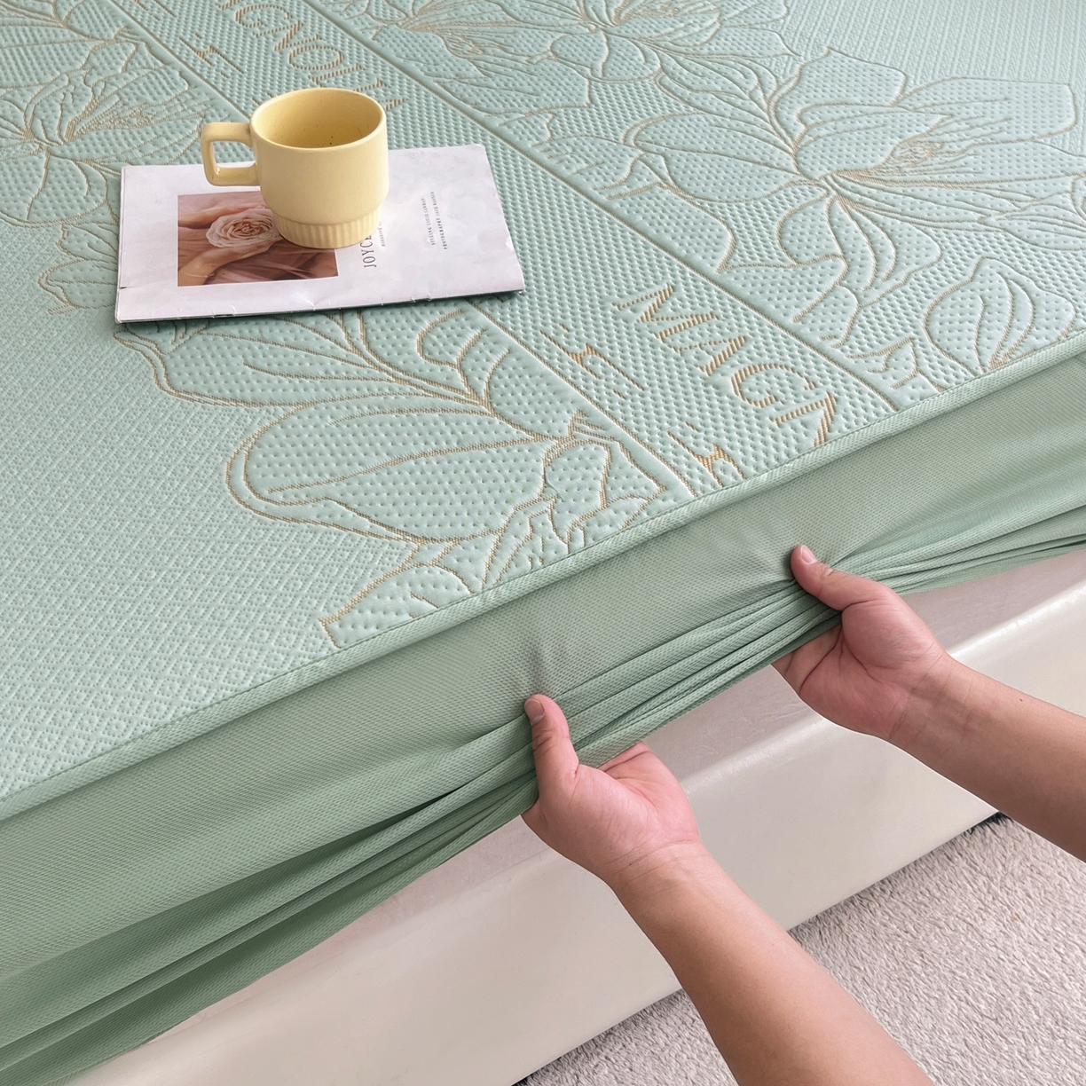 91家纺网 家纺一手货源 找家纺 能好家纺 2026新款高分子PE冰豆豆凉席床笠款 半夏绿