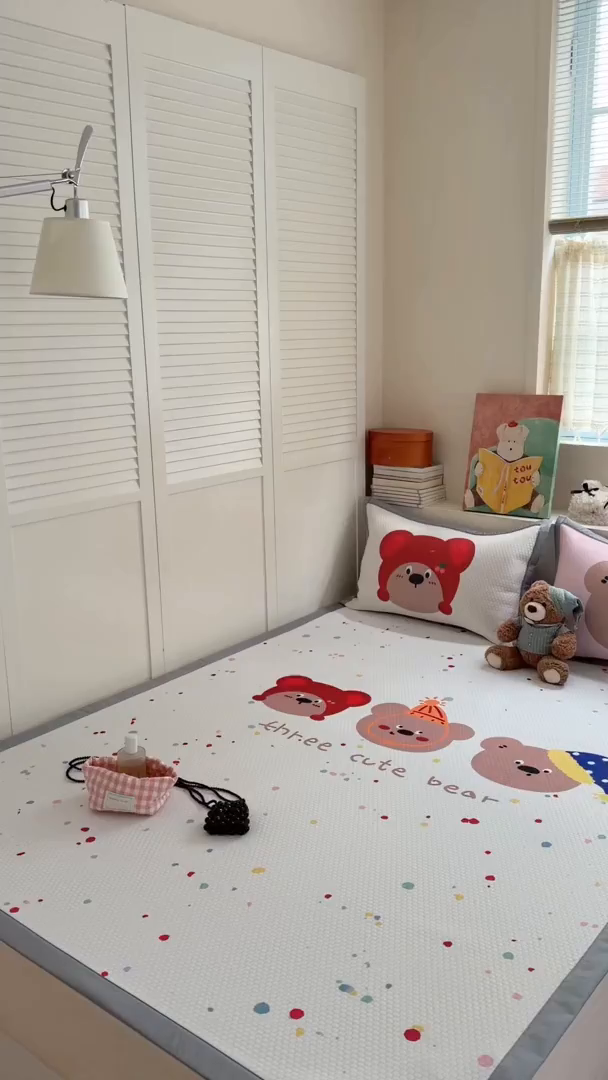 91家纺网 家纺一手货源 找家纺 Sweet dreams甜梦 2026新款数码印花大板凉感豆豆席 三只小熊