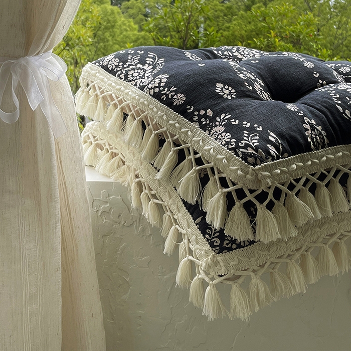 91家纺网 家纺一手货源 找家纺 座享家 2026新款竹节麻流苏坐垫椅子垫 墨色