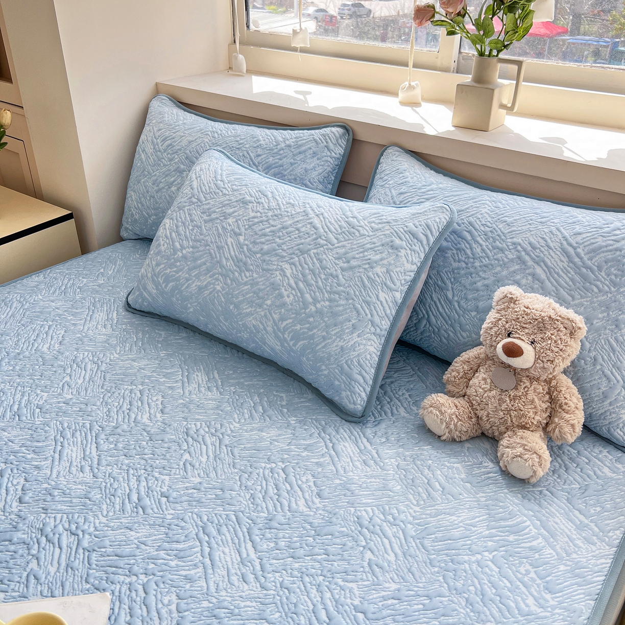 91家纺网 家纺一手货源 找家纺 能好家纺 2026新款高分子PE冰豆豆凉席床笠款 轻奢蓝