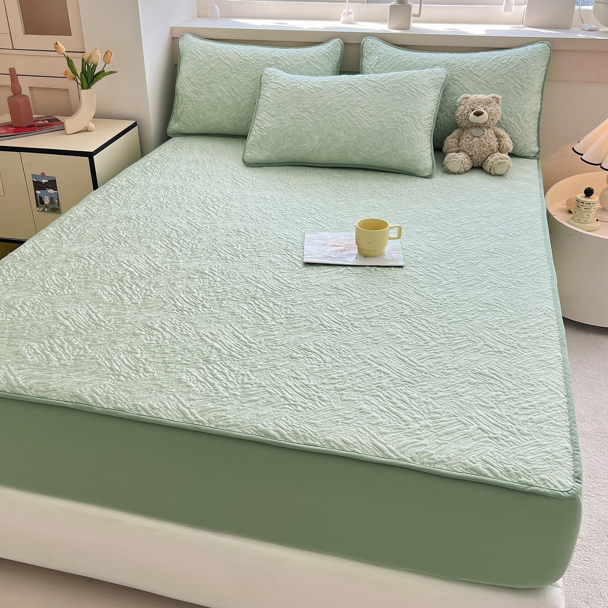 91家纺网 家纺一手货源 找家纺 能好家纺 2026新款高分子PE冰豆豆凉席床笠款 轻奢绿