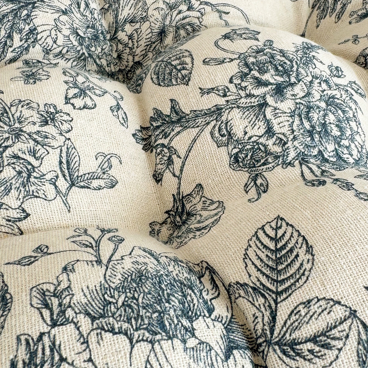 91家纺网 家纺一手货源 找家纺 （总）座享家 2026新款棉麻碎花面包垫坐垫椅垫