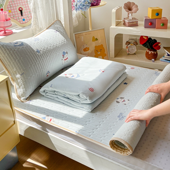 91家纺网 家纺一手货源 找家纺 （总）卡普二店 2026新款A类锦氨凉感印花夏被四件套床盖凉席款--三件套