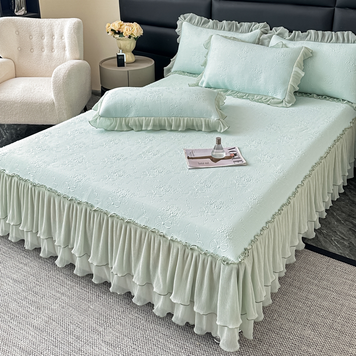 91家纺网 家纺一手货源 找家纺 （总）梓之赫 2026新款凉感冰豆豆床裙款凉席席子-浪漫蝴蝶结