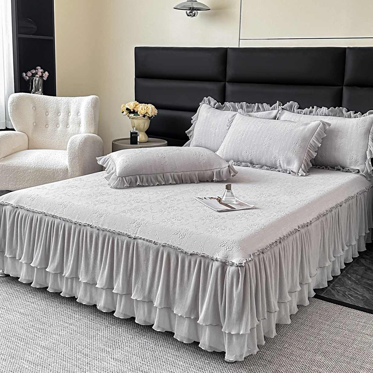 91家纺网 家纺一手货源 找家纺 梓之赫 2026新款凉感冰豆豆床裙款凉席席子-浪漫蝴蝶结 浪漫蝴蝶结-灰