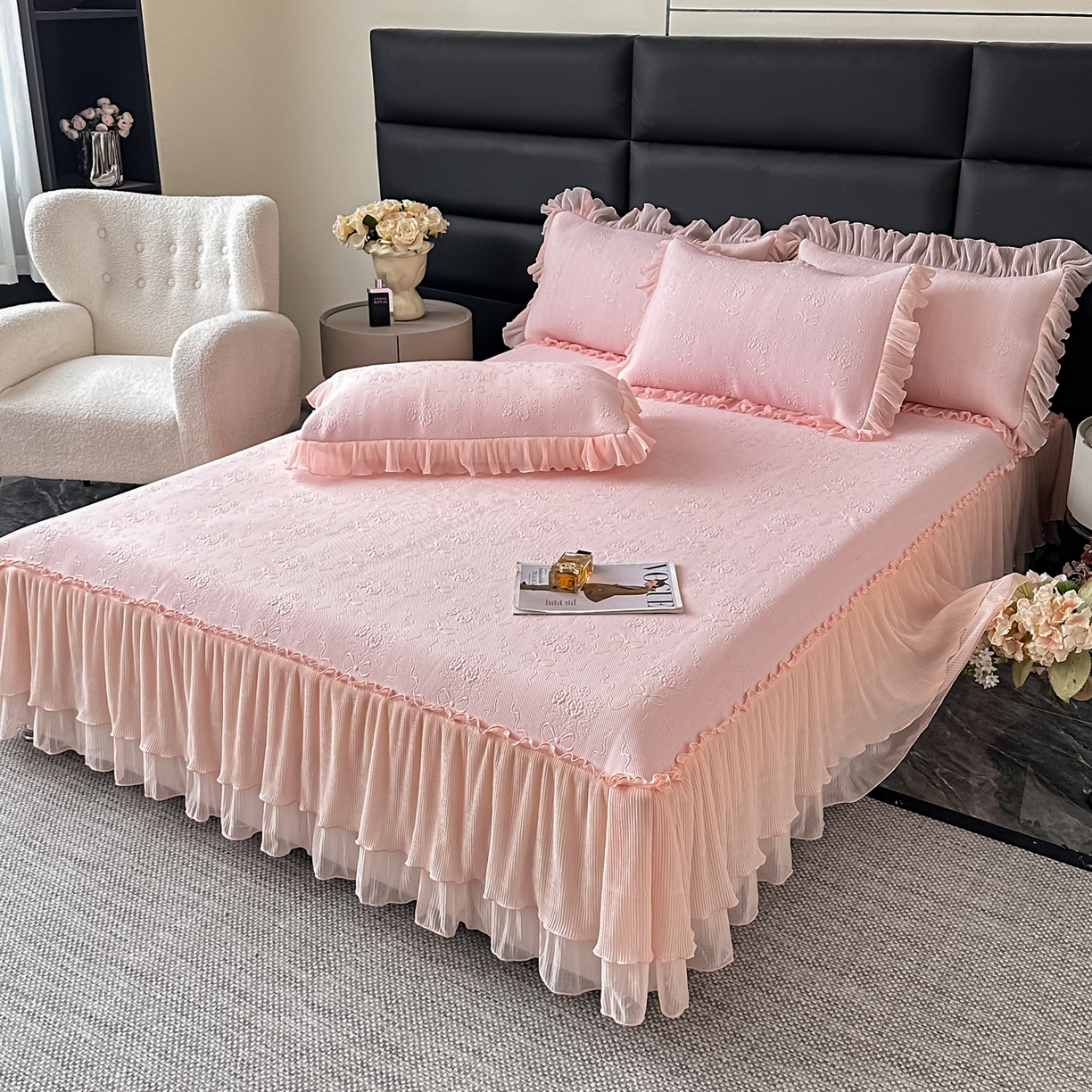 91家纺网 家纺一手货源 找家纺 （总）梓之赫 2026新款凉感冰豆豆床裙款凉席席子-浪漫蝴蝶结