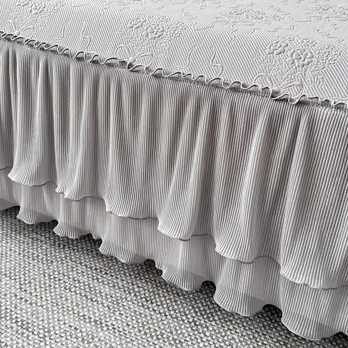 91家纺网 家纺一手货源 找家纺 梓之赫 2026新款凉感冰豆豆床裙款凉席席子-浪漫蝴蝶结 浪漫蝴蝶结-灰