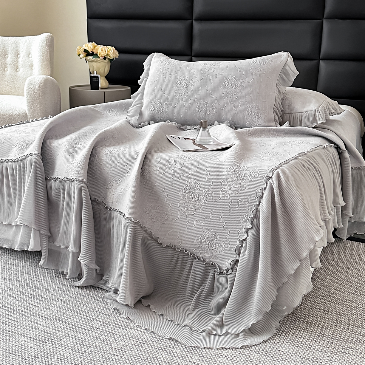 91家纺网 家纺一手货源 找家纺 梓之赫 2026新款凉感冰豆豆床裙款凉席席子-浪漫蝴蝶结 浪漫蝴蝶结-灰