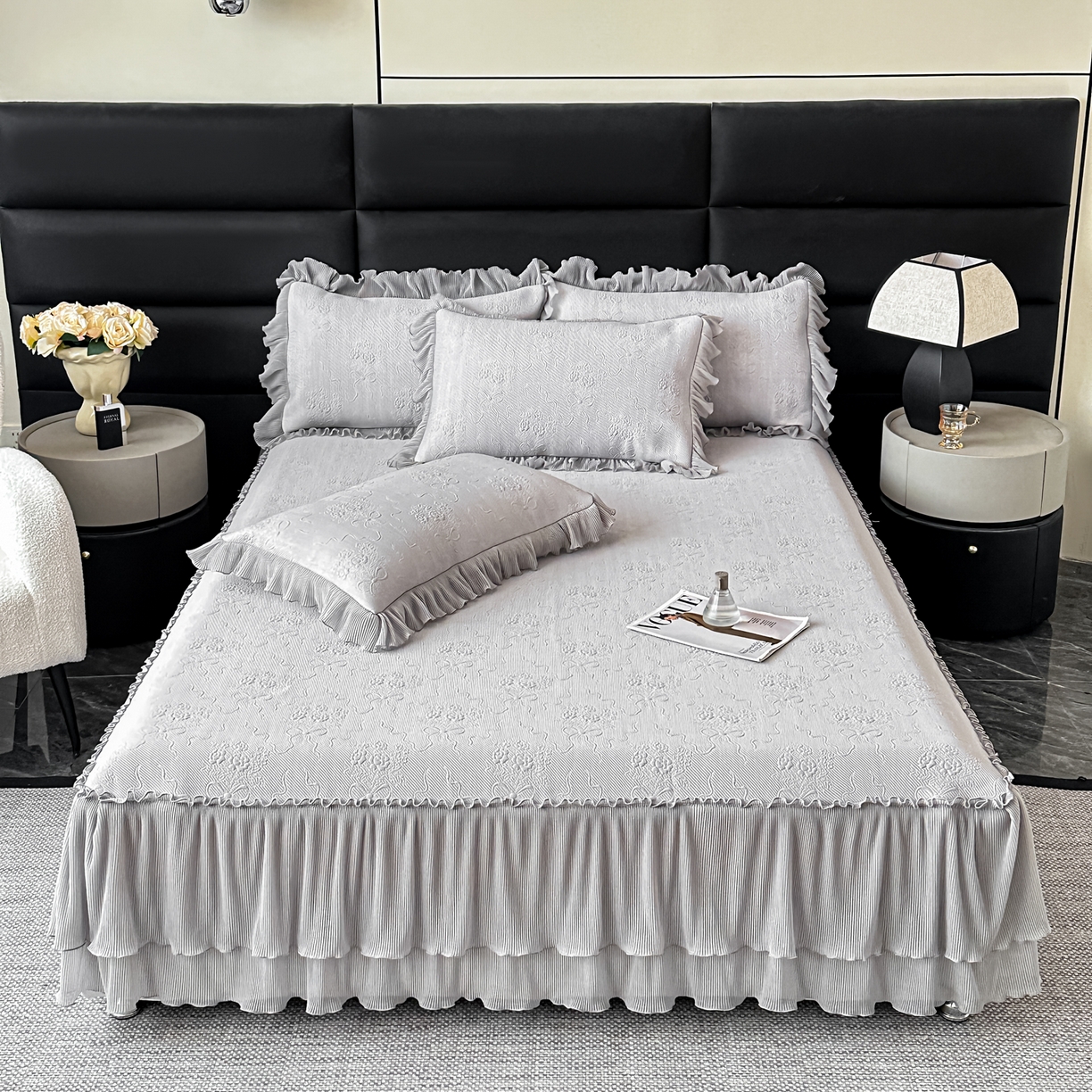 91家纺网 家纺一手货源 找家纺 梓之赫 2026新款凉感冰豆豆床裙款凉席席子-浪漫蝴蝶结 浪漫蝴蝶结-灰